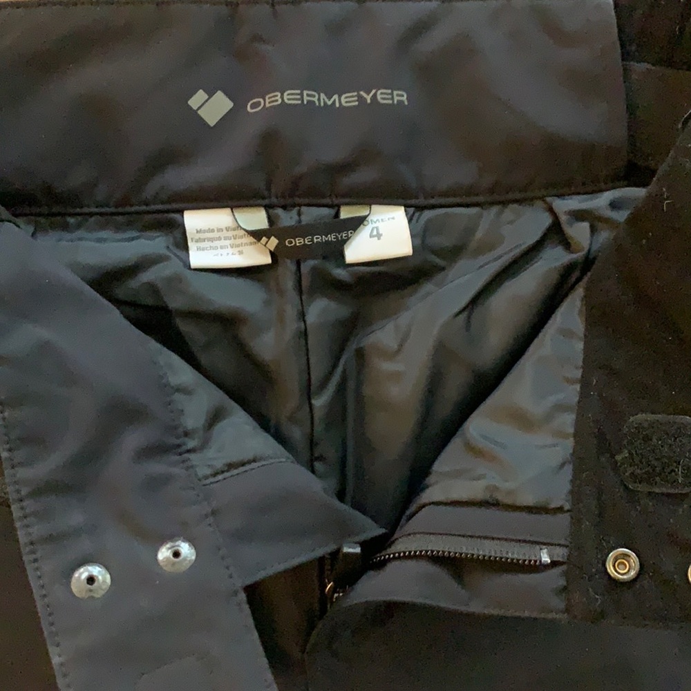 Obermeyer new never worn women’s ski pants Sz 4
